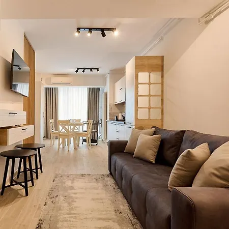 The Point In Infinity Spa&pools - Parking 아파트 마마이아
