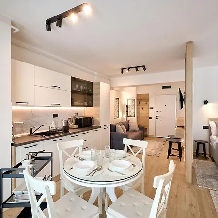 Apartment The Point In Infinity Spa&pools - Parking Mamaia