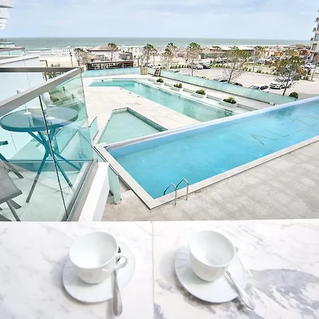 The Point In Infinity Spa&pools - Parking *