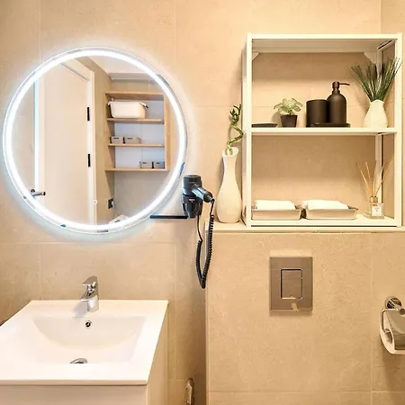 The Point In Infinity Spa&pools - Parking 公寓 *