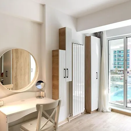 公寓 The Point In Infinity Spa&pools - Parking