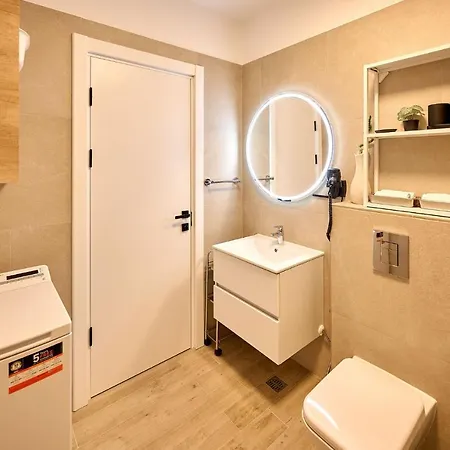 The Point In Infinity Spa&pools - Parking 公寓