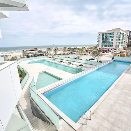 The Point In Infinity Spa&pools - Parking ママイア