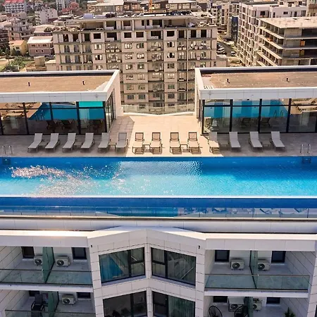 The Point In Infinity Spa&pools - Parking