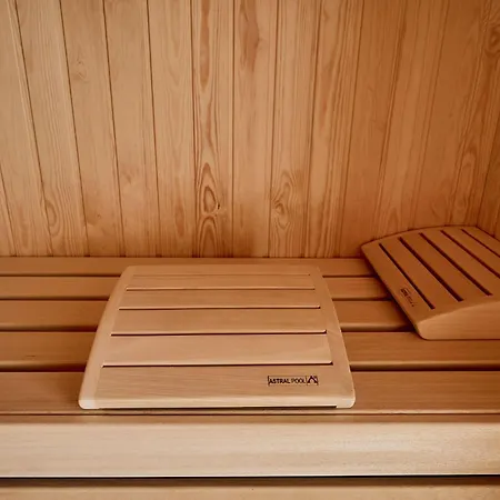 The Point In Infinity Spa&pools - Parking 马马亚